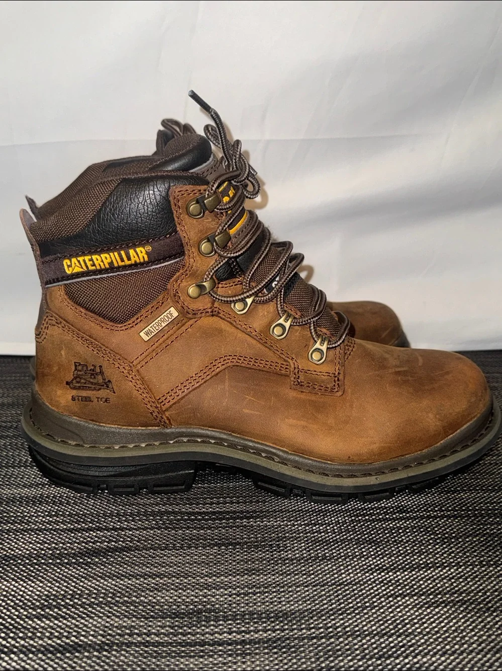 Caterpillar Generator boots